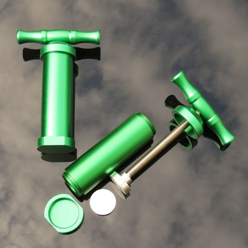 Green heavy duty metal press - duty,